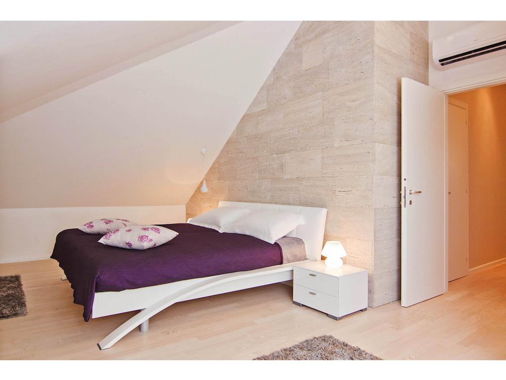 Laura Lux Suites สปลิท ห้อง รูปภาพ